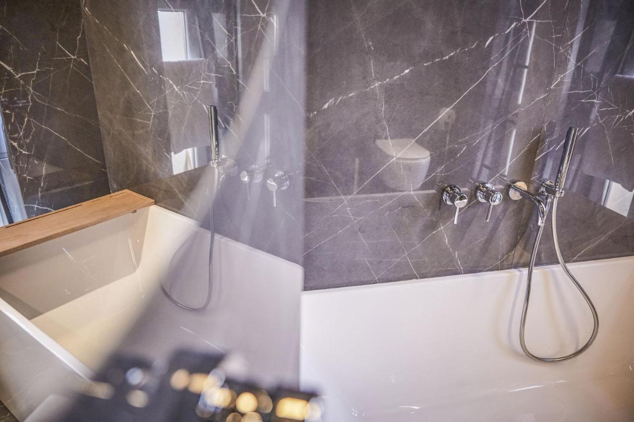 Hotel Oniro - Luxury Rooms & Wellness Suites (Adults Only) Doornik Buitenkant foto