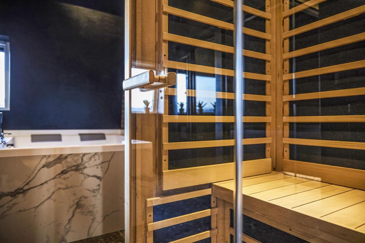 Hotel Oniro - Luxury Rooms & Wellness Suites (Adults Only) Doornik Buitenkant foto